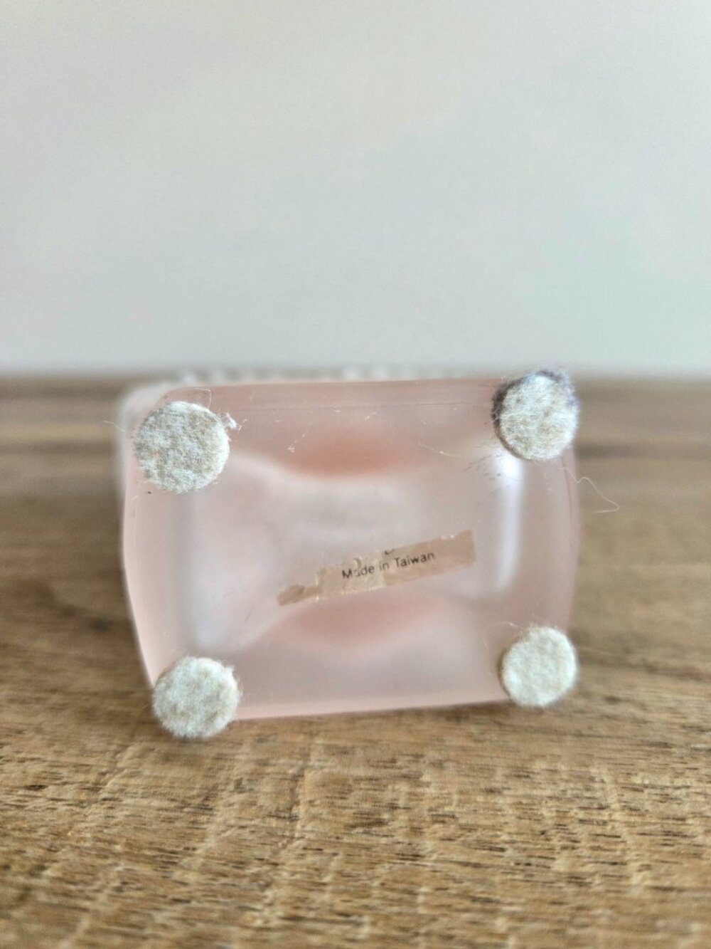 Vintage Satin Pink Glass Perfume Bottle Heart Shape - Picture 7 of 9